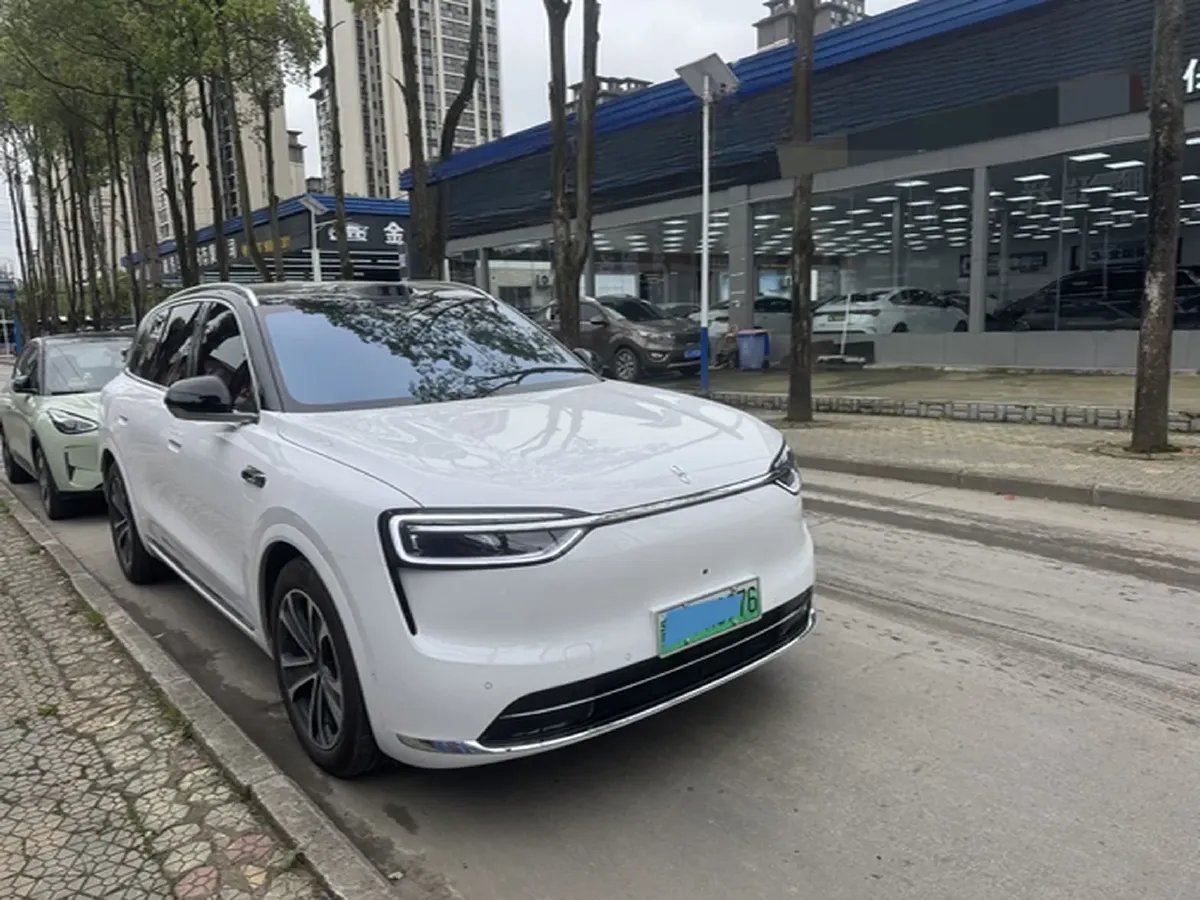 2026 AITO AITO M7 REEV 160HP REEV,autocango,china used car exporter,china ev exporter,chinese used car exporter,chinese used ev exporter