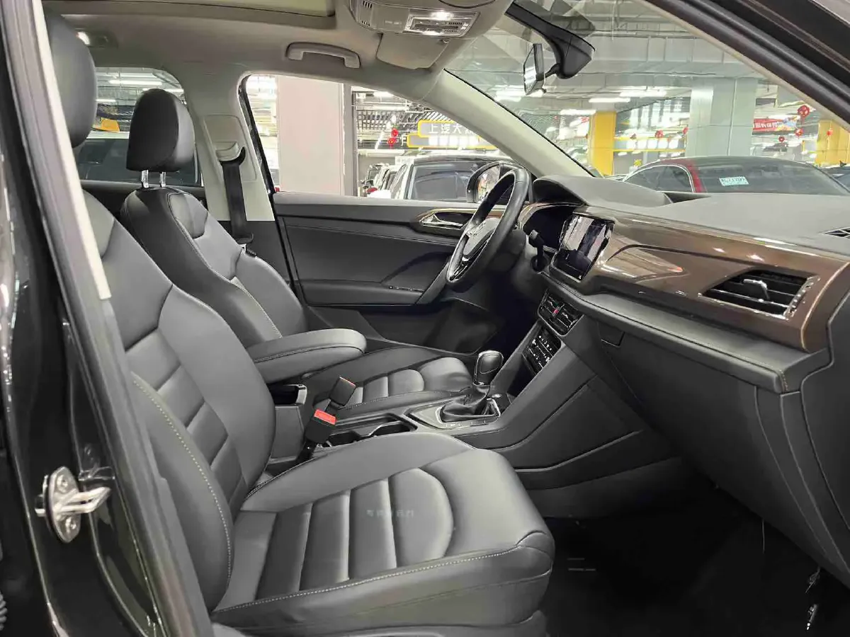 2022 Ford Transit 2.0T 202HP L4 6AT,autocango,china used car exporter,china ev exporter,chinese used car exporter,chinese used ev exporter