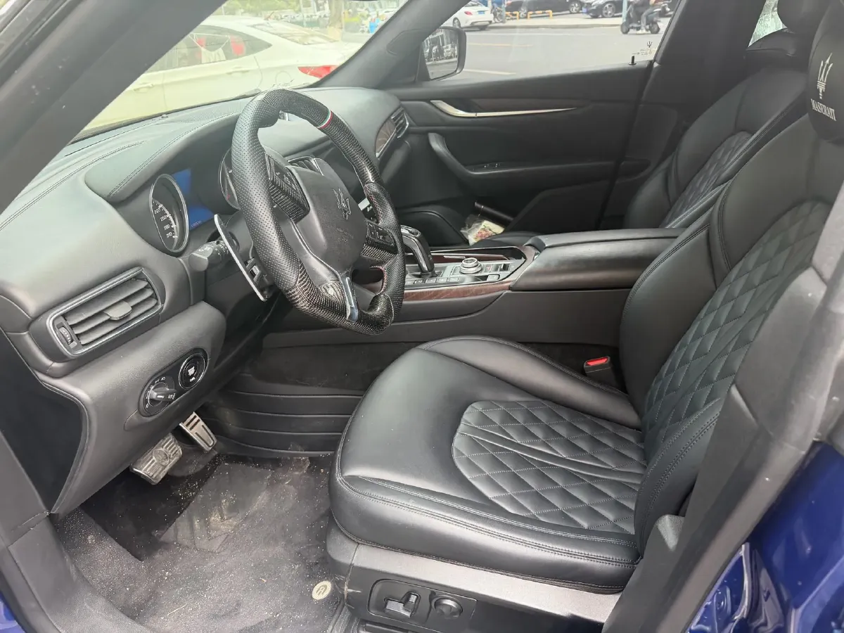 2019 Maserati Levante 3.0T 350HP V6 8AT,autocango,china used car exporter,china ev exporter,chinese used car exporter,chinese used ev exporter