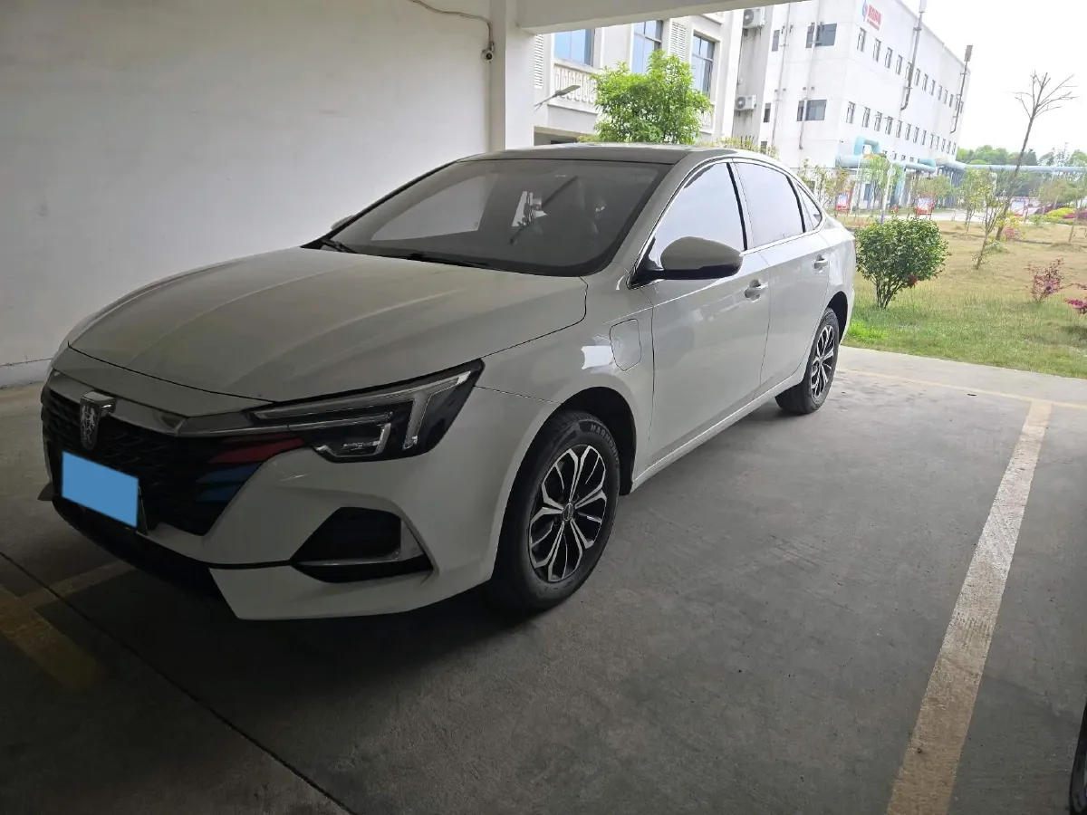 2022 JMC YuHu 7 2.0T 141HP L4 8AT,autocango,china used car exporter,china ev exporter,chinese used car exporter,chinese used ev exporter