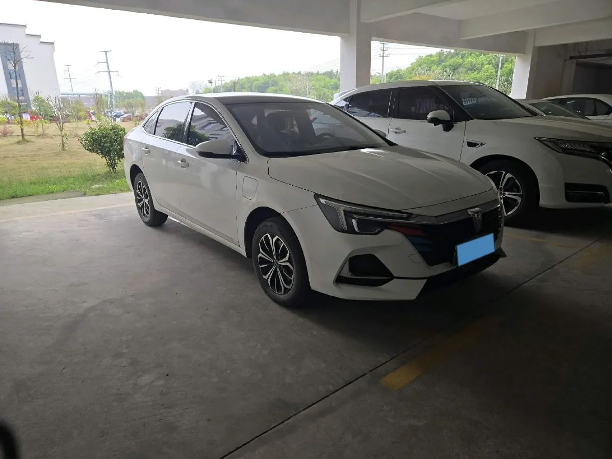 2022 JMC YuHu 7 2.0T 141HP L4 8AT,autocango,china used car exporter,china ev exporter,chinese used car exporter,chinese used ev exporter