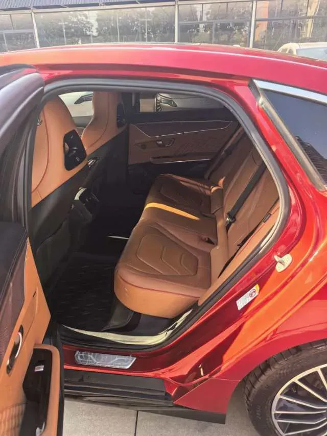 2022 Volkswagen Tiguan L 2.0T 186HP L4 7DCT,autocango,china used car exporter,china ev exporter,chinese used car exporter,chinese used ev exporter