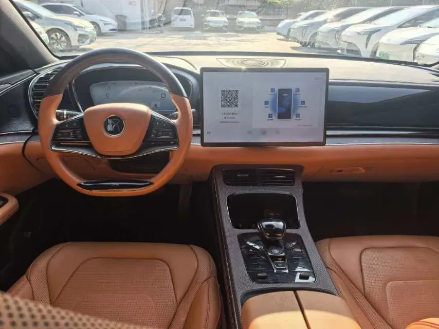 2022 Volkswagen Tiguan L 2.0T 186HP L4 7DCT,autocango,china used car exporter,china ev exporter,chinese used car exporter,chinese used ev exporter