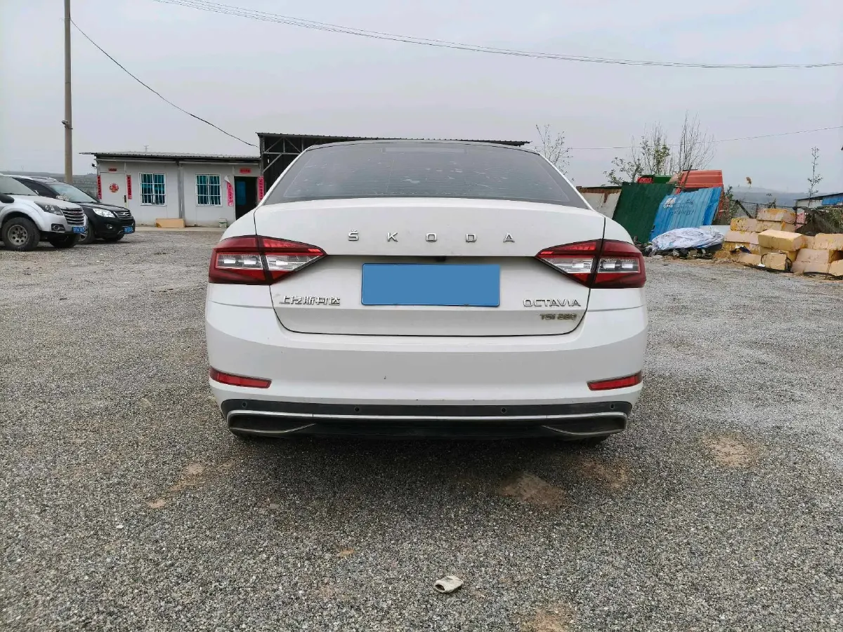 2020 Skoda Octavia 1.4T 150HP L4 7DCT,autocango,china used car exporter,china ev exporter,chinese used car exporter,chinese used ev exporter
