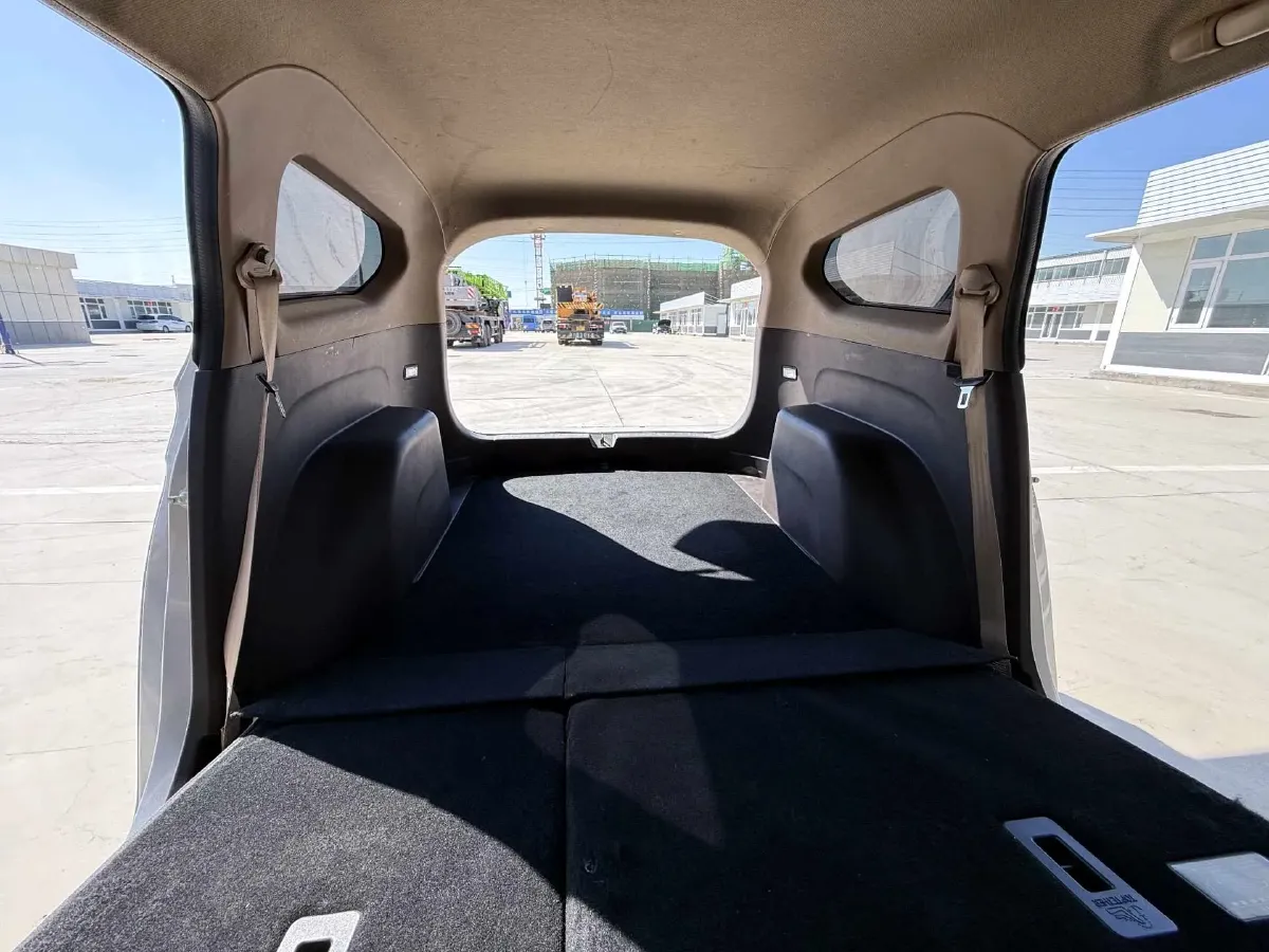 2017 BaoJun 310W 1.5L 112HP L4 6MT,autocango,china used car exporter,china ev exporter,chinese used car exporter,chinese used ev exporter