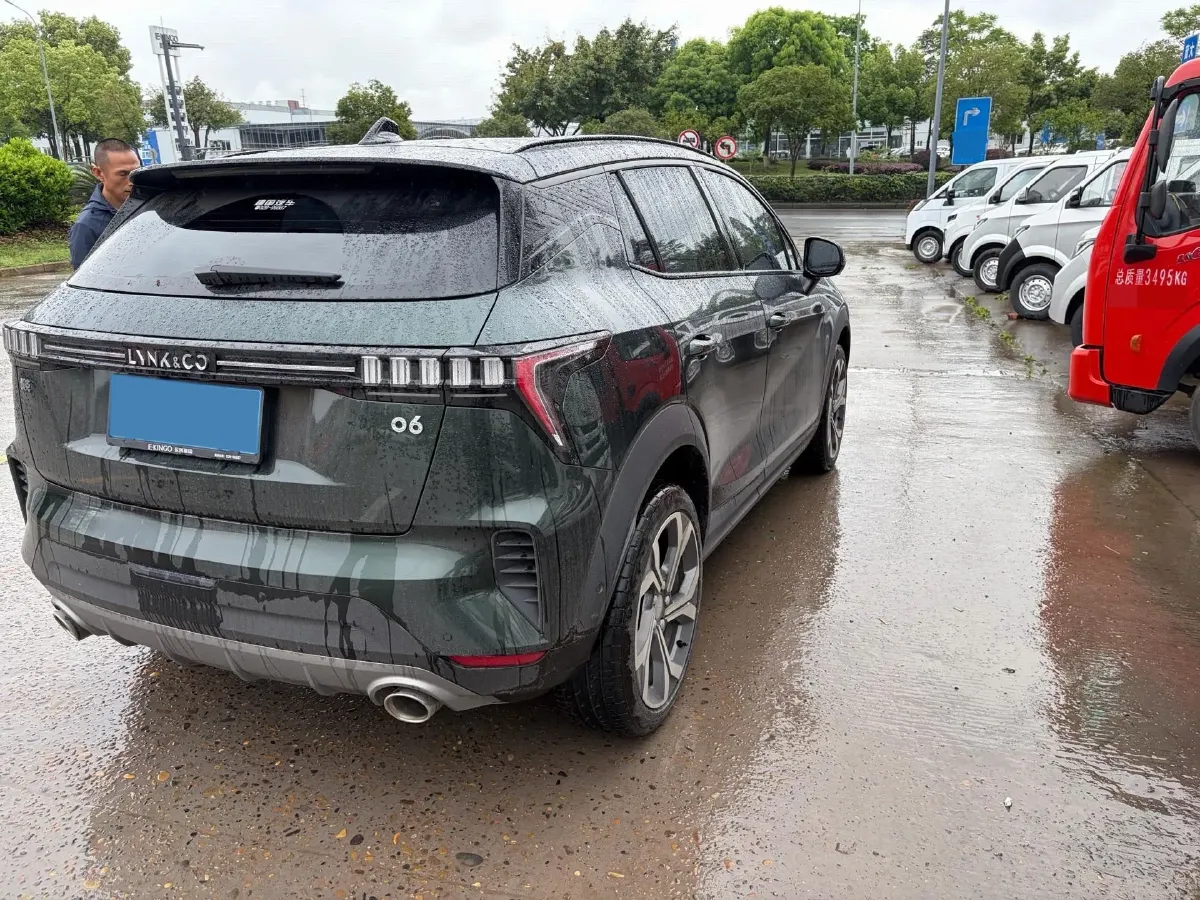 2023 LYNK&CO 06 1.5T 181HP L4 7DCT,autocango,china used car exporter,china ev exporter,chinese used car exporter,chinese used ev exporter