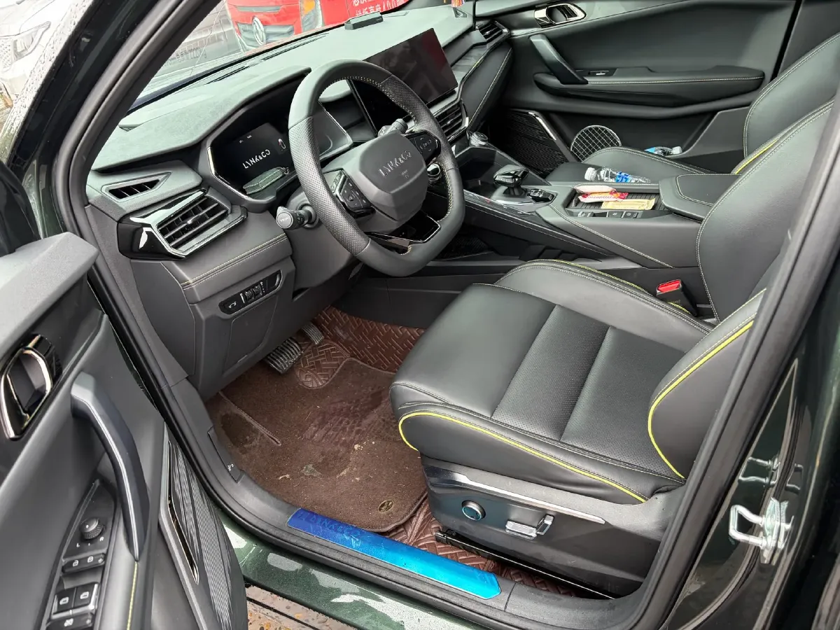 2023 LYNK&CO 06 1.5T 181HP L4 7DCT,autocango,china used car exporter,china ev exporter,chinese used car exporter,chinese used ev exporter