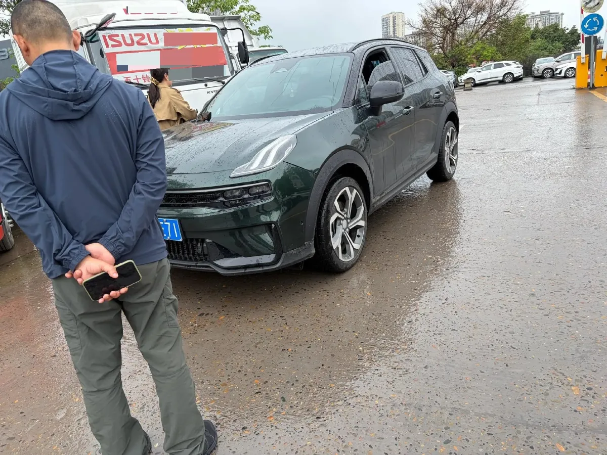 2023 LYNK&CO 06 1.5T 181HP L4 7DCT,autocango,china used car exporter,china ev exporter,chinese used car exporter,chinese used ev exporter