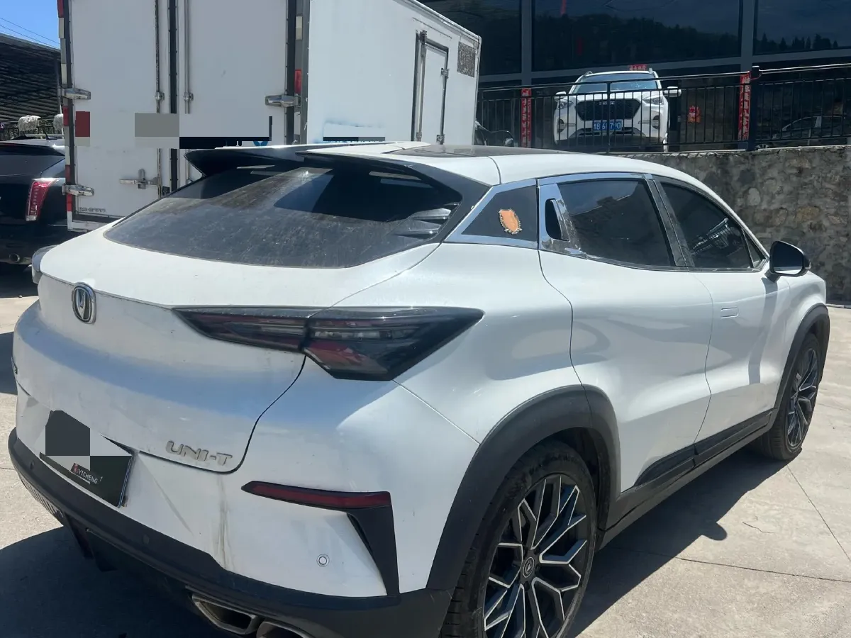 2022 ChangAn UNI-T 1.5T 188HP L4 7DCT,autocango,china used car exporter,china ev exporter,chinese used car exporter,chinese used ev exporter