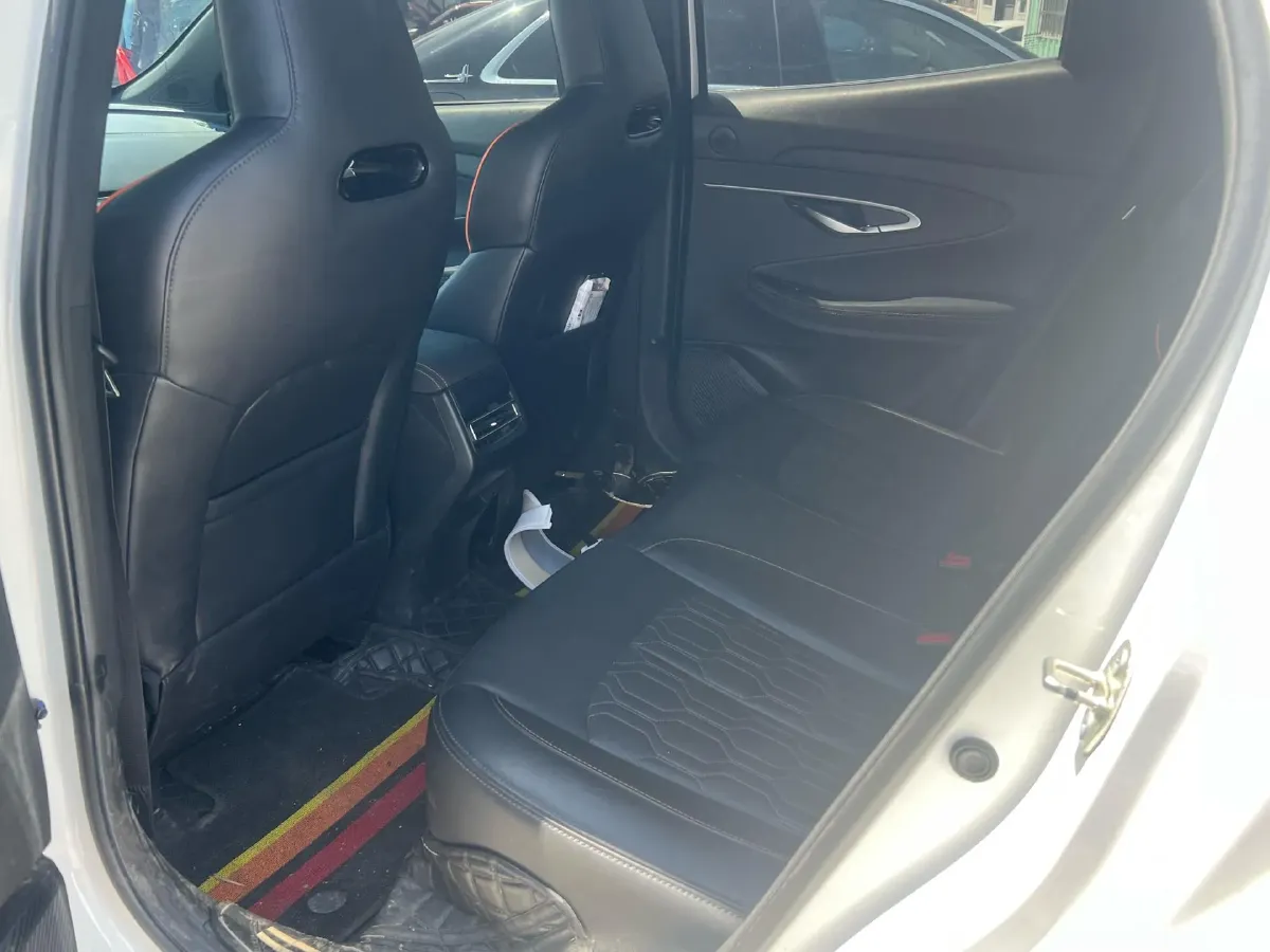 2022 ChangAn UNI-T 1.5T 188HP L4 7DCT,autocango,china used car exporter,china ev exporter,chinese used car exporter,chinese used ev exporter