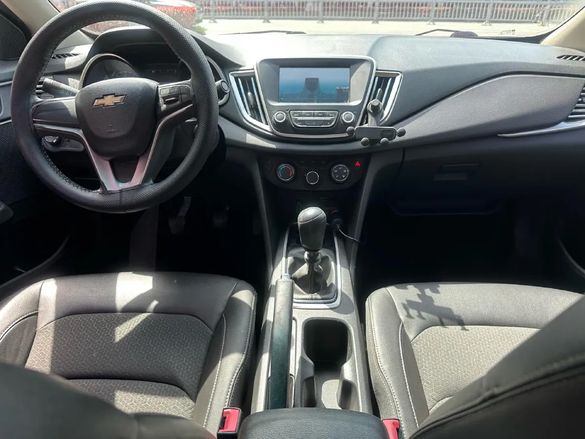 2019 Chevrolet Cavalier 1.5L 113HP L4 5MT,autocango,china used car exporter,china ev exporter,chinese used car exporter,chinese used ev exporter