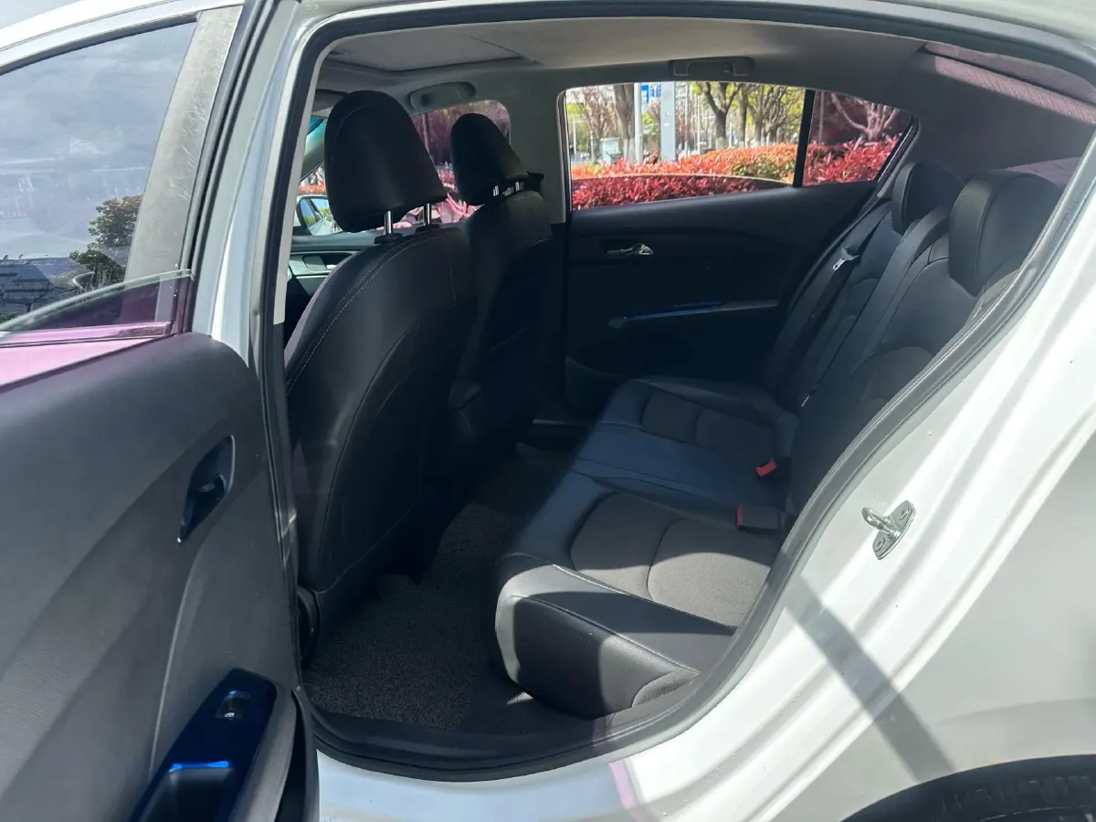 2019 Chevrolet Cavalier 1.5L 113HP L4 5MT,autocango,china used car exporter,china ev exporter,chinese used car exporter,chinese used ev exporter