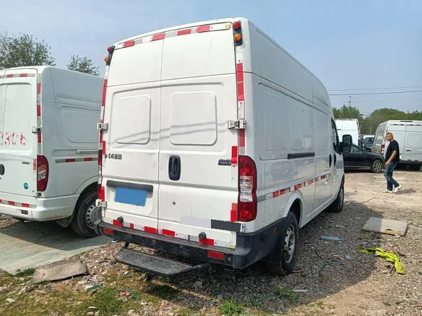 2021 DongFeng DFAC YuFeng 2.3T 143HP L4 6MT,autocango,china used car exporter,china ev exporter,chinese used car exporter,chinese used ev exporter