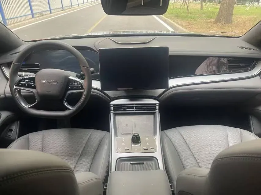 2024 BYD Seal 1.5L 110HP L4 E-CVT PHEV 17.6KWH,autocango,china used car exporter,china ev exporter,chinese used car exporter,chinese used ev exporter