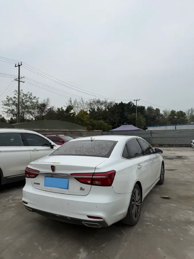 2020 Roewe i6 1.6L 125HP L4 CVT,autocango,china used car exporter,china ev exporter,chinese used car exporter,chinese used ev exporter