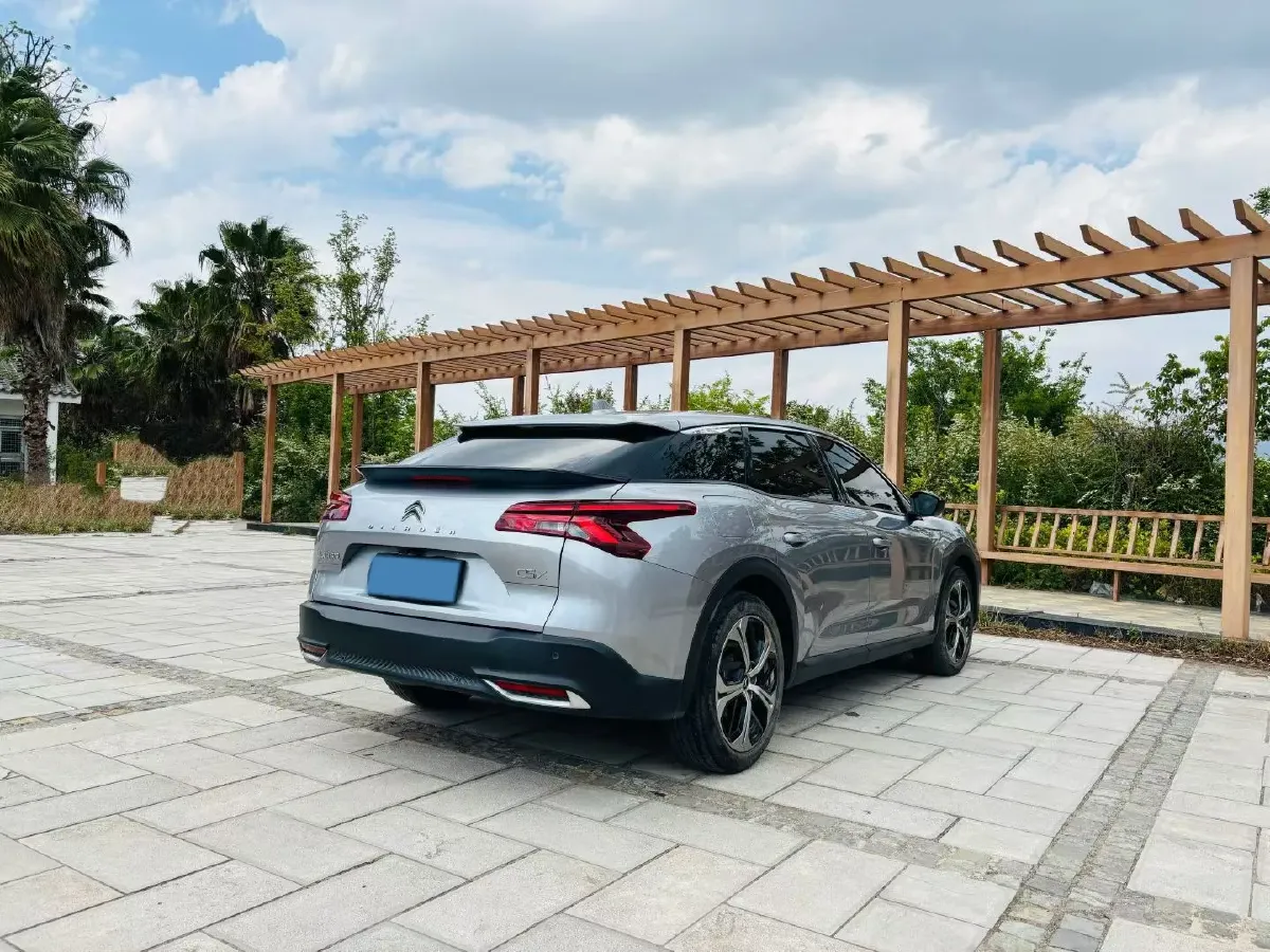 2021 Citroen C5 X 1.6T 175HP L4 8AT,autocango,china used car exporter,china ev exporter,chinese used car exporter,chinese used ev exporter