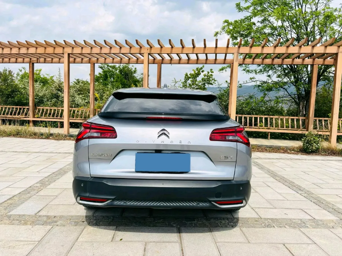 2021 Citroen C5 X 1.6T 175HP L4 8AT,autocango,china used car exporter,china ev exporter,chinese used car exporter,chinese used ev exporter