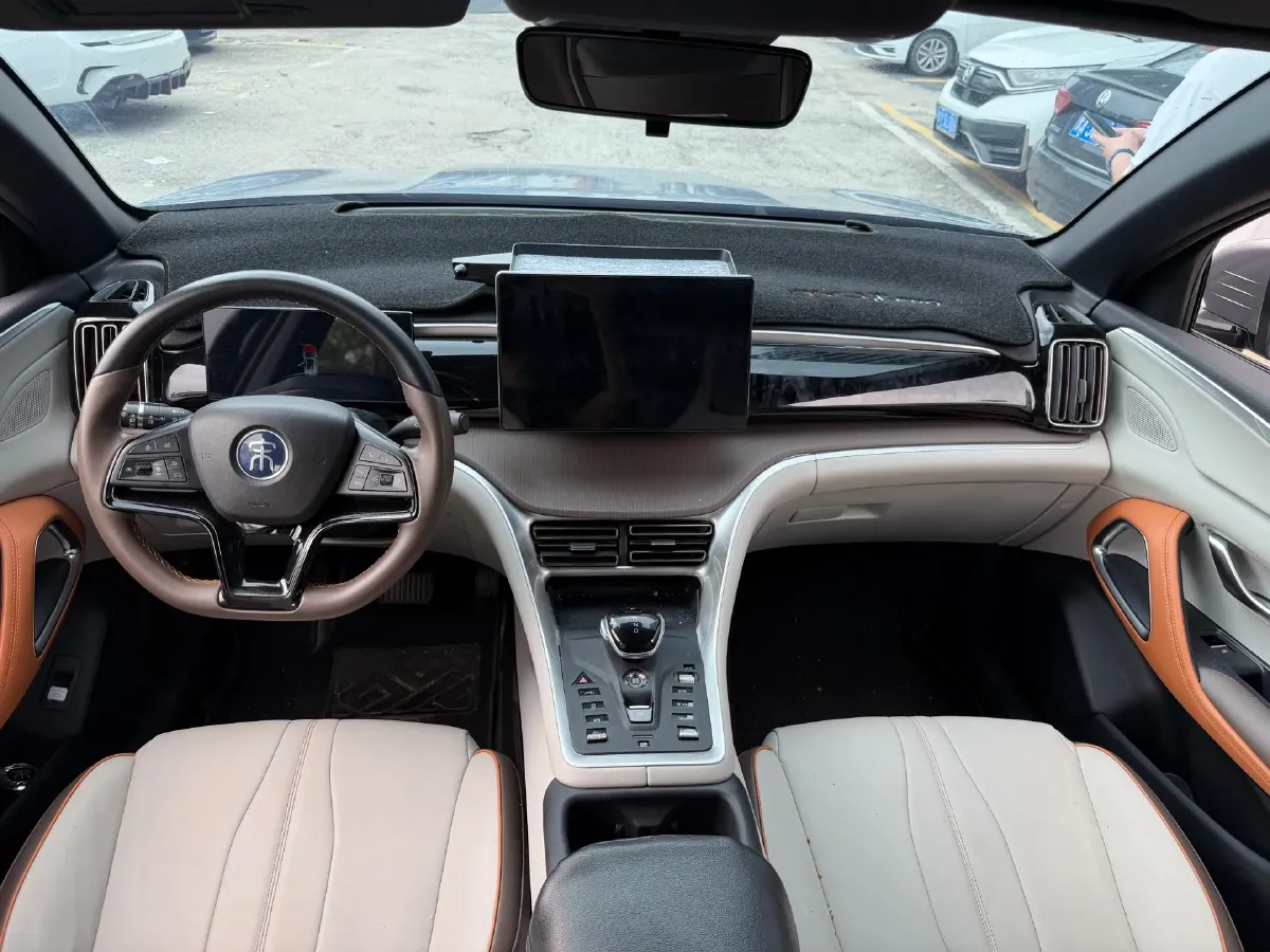 2022 Geely JiaJi 1.5T 177HP L3 7DCT PHEV 15.5KWH,autocango,china used car exporter,china ev exporter,chinese used car exporter,chinese used ev exporter