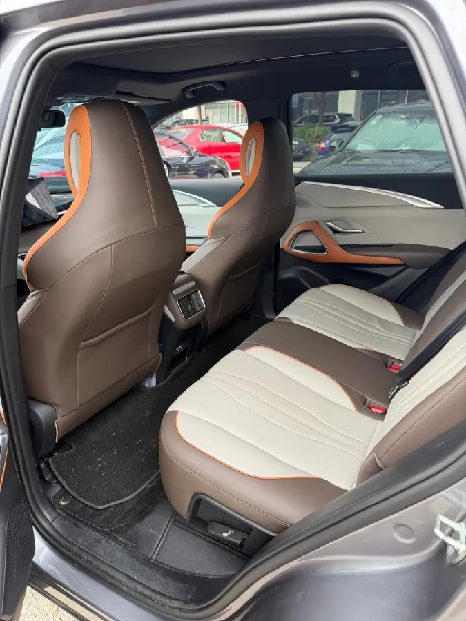 2022 Geely JiaJi 1.5T 177HP L3 7DCT PHEV 15.5KWH,autocango,china used car exporter,china ev exporter,chinese used car exporter,chinese used ev exporter