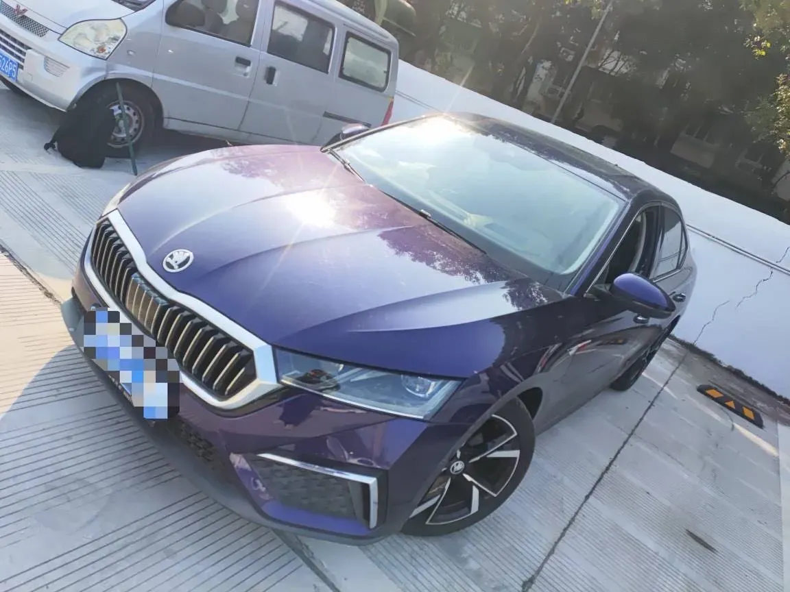 2023 Skoda Octavia 1.4T 150HP L4 7DCT,autocango,china used car exporter,china ev exporter,chinese used car exporter,chinese used ev exporter
