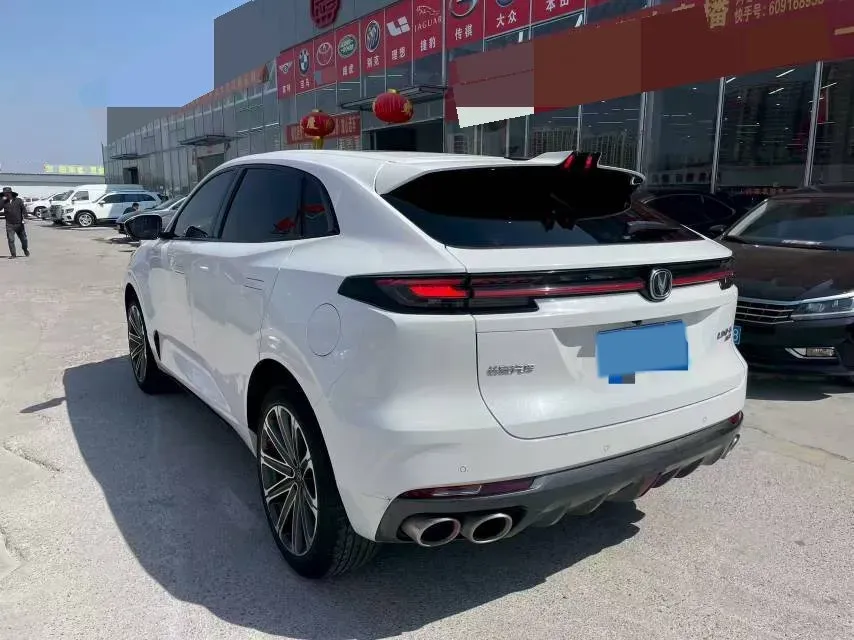 2021 ChangAn UNI-K 2.0T 233HP L4 8AT,autocango,china used car exporter,china ev exporter,chinese used car exporter,chinese used ev exporter