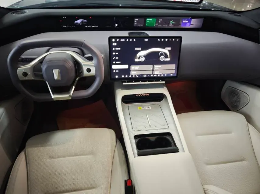 2025 Avatr 12 1.5T 156HP L4 REEV 39.05KWH,autocango,china used car exporter,china ev exporter,chinese used car exporter,chinese used ev exporter