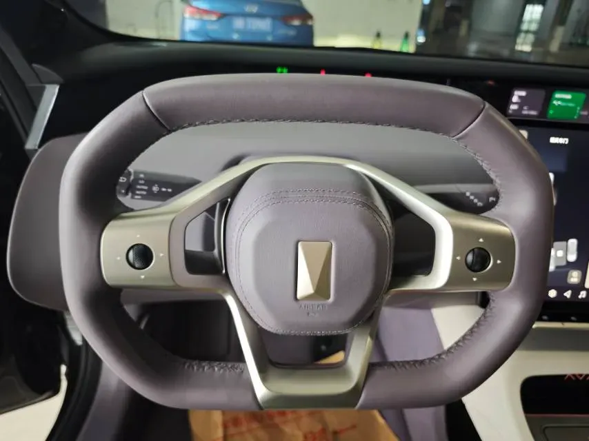 2025 Avatr 12 1.5T 156HP L4 REEV 39.05KWH,autocango,china used car exporter,china ev exporter,chinese used car exporter,chinese used ev exporter