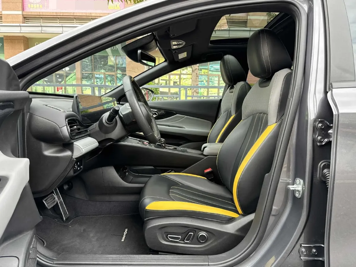 2023 GAC Trumpchi Empow 2.0L 140HP L4 2DHT Hybrid 2.1KWH,autocango,china used car exporter,china ev exporter,chinese used car exporter,chinese used ev exporter