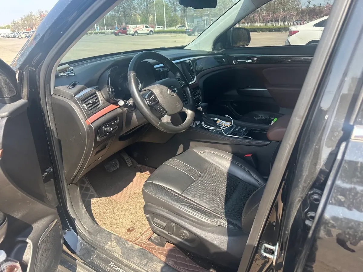 2017 GAC Trumpchi GS8 2.0T 201HP L4 6AT,autocango,china used car exporter,china ev exporter,chinese used car exporter,chinese used ev exporter