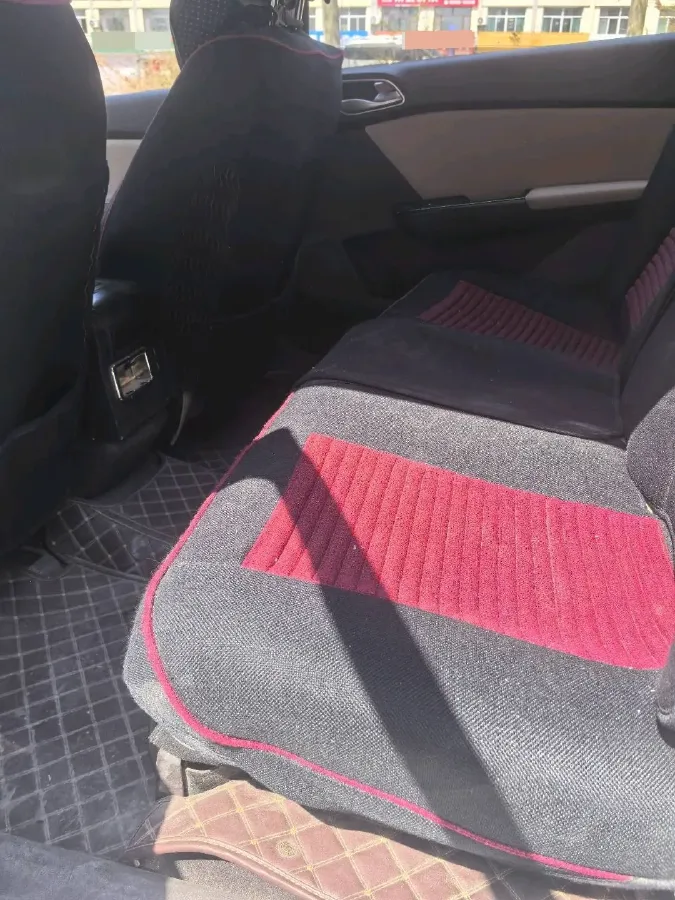 2017 BaoJun 310W 1.5L 112HP L4 6MT,autocango,china used car exporter,china ev exporter,chinese used car exporter,chinese used ev exporter