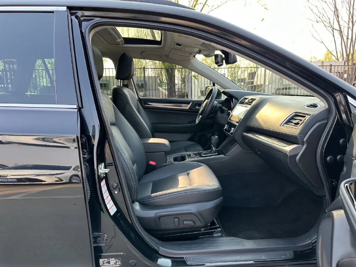 2020 Subaru Outback 2.5L 171HP H4 CVT,autocango,china used car exporter,china ev exporter,chinese used car exporter,chinese used ev exporter