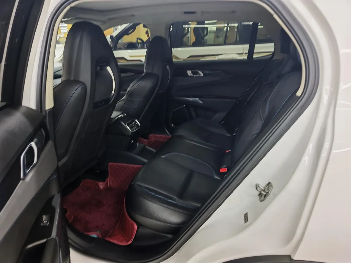 2023 LYNK&CO 06 1.5T 181HP L4 7DCT,autocango,china used car exporter,china ev exporter,chinese used car exporter,chinese used ev exporter