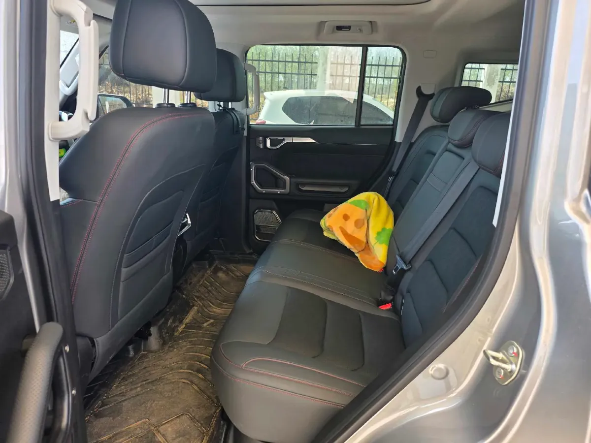 2024 Jetour ShanHai TravellerC-DM 1.5T 156HP L4 3DHT PHEV 43.24KWH,autocango,china used car exporter,china ev exporter,chinese used car exporter,chinese used ev exporter