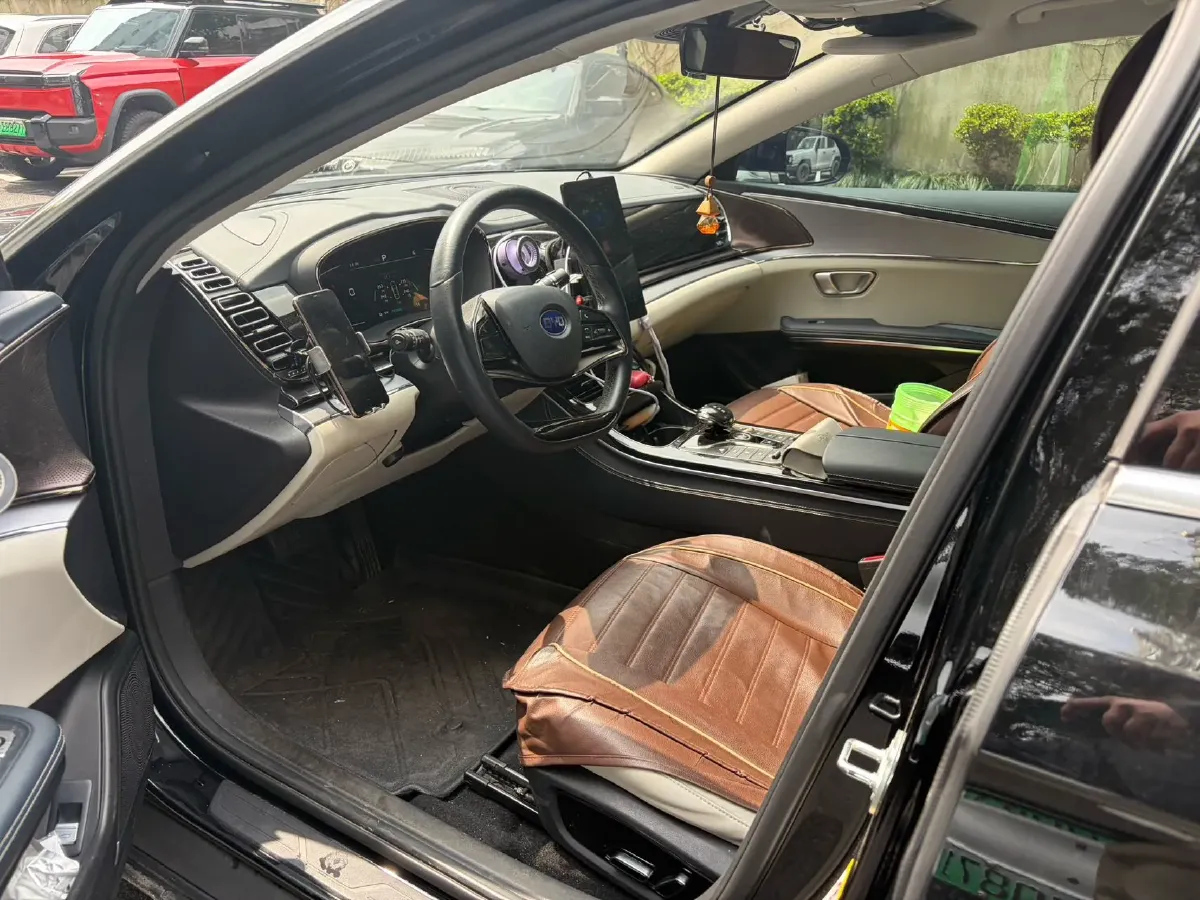 2022 BYD e9 BEV 63.36KWH,autocango,china used car exporter,china ev exporter,chinese used car exporter,chinese used ev exporter