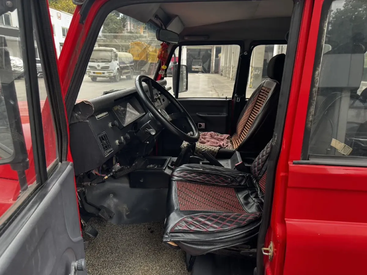 2016 BAW 212 2.0L 102HP L4 5MT,autocango,china used car exporter,china ev exporter,chinese used car exporter,chinese used ev exporter