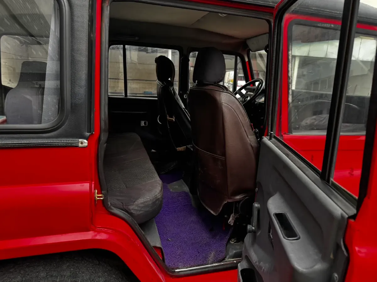 2016 BAW 212 2.0L 102HP L4 5MT,autocango,china used car exporter,china ev exporter,chinese used car exporter,chinese used ev exporter