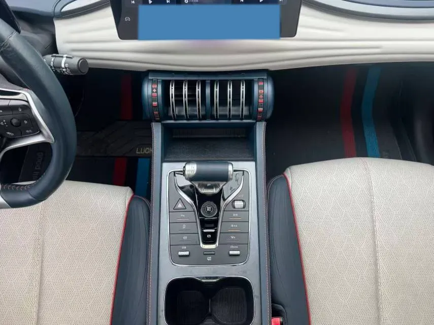 2022 Roewe RX5 MAX 1.5T 181HP L4 6AT,autocango,china used car exporter,china ev exporter,chinese used car exporter,chinese used ev exporter