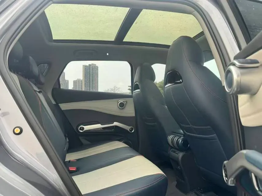 2022 Roewe RX5 MAX 1.5T 181HP L4 6AT,autocango,china used car exporter,china ev exporter,chinese used car exporter,chinese used ev exporter