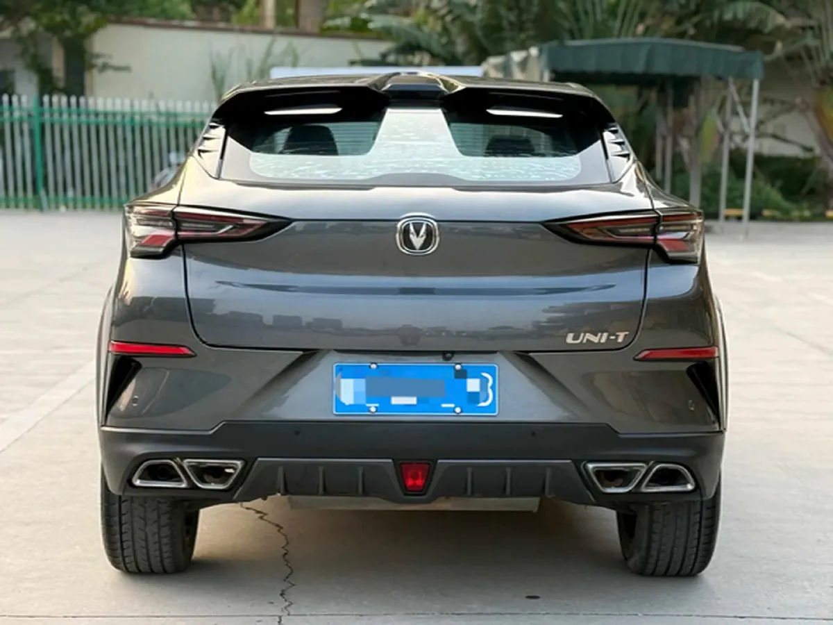 2020 ChangAn UNI-T 1.5T 180HP L4 7DCT,autocango,china used car exporter,china ev exporter,chinese used car exporter,chinese used ev exporter