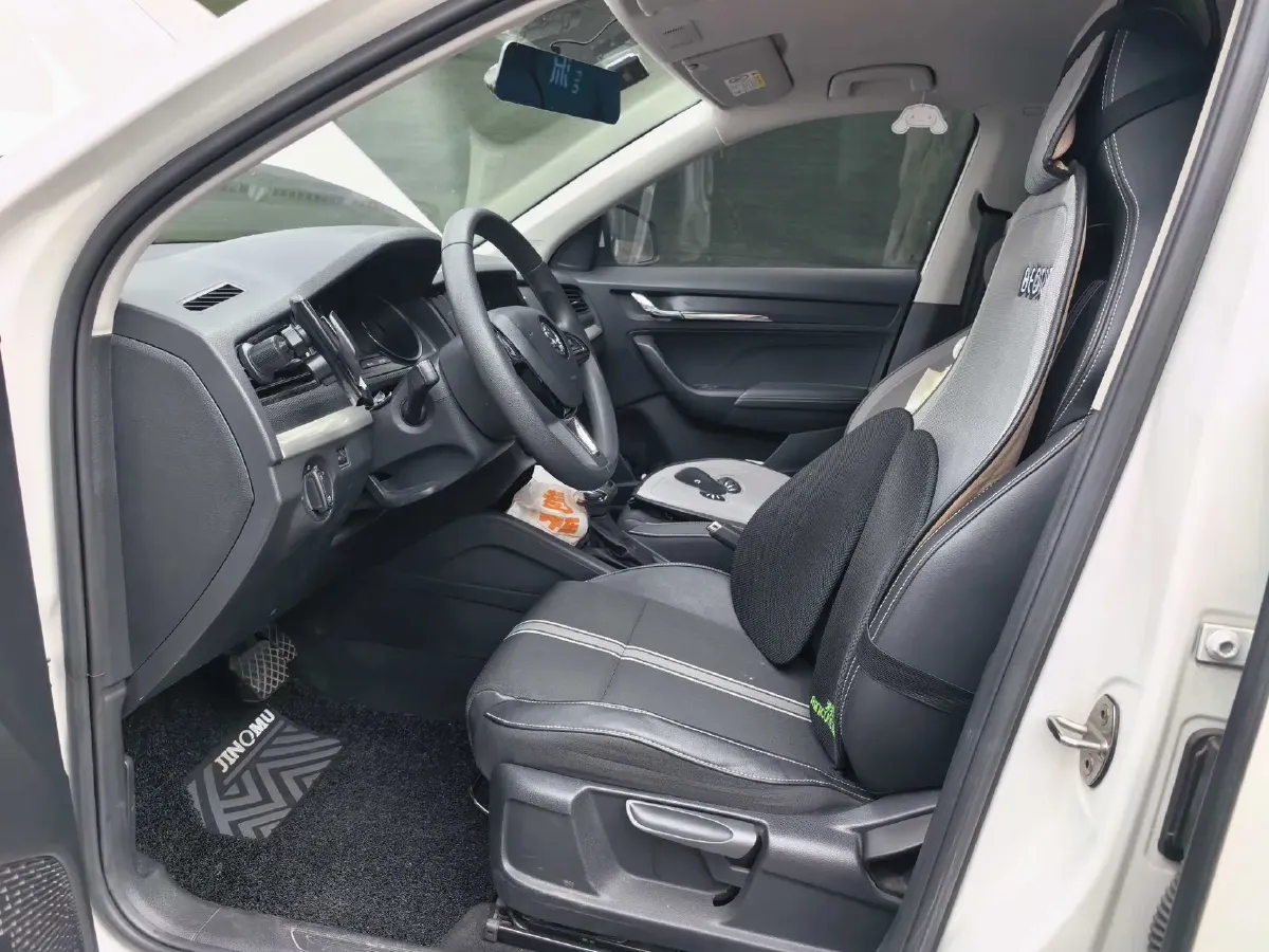 2020 Skoda Kamiq 1.5L 112HP L4 6AT,autocango,china used car exporter,china ev exporter,chinese used car exporter,chinese used ev exporter