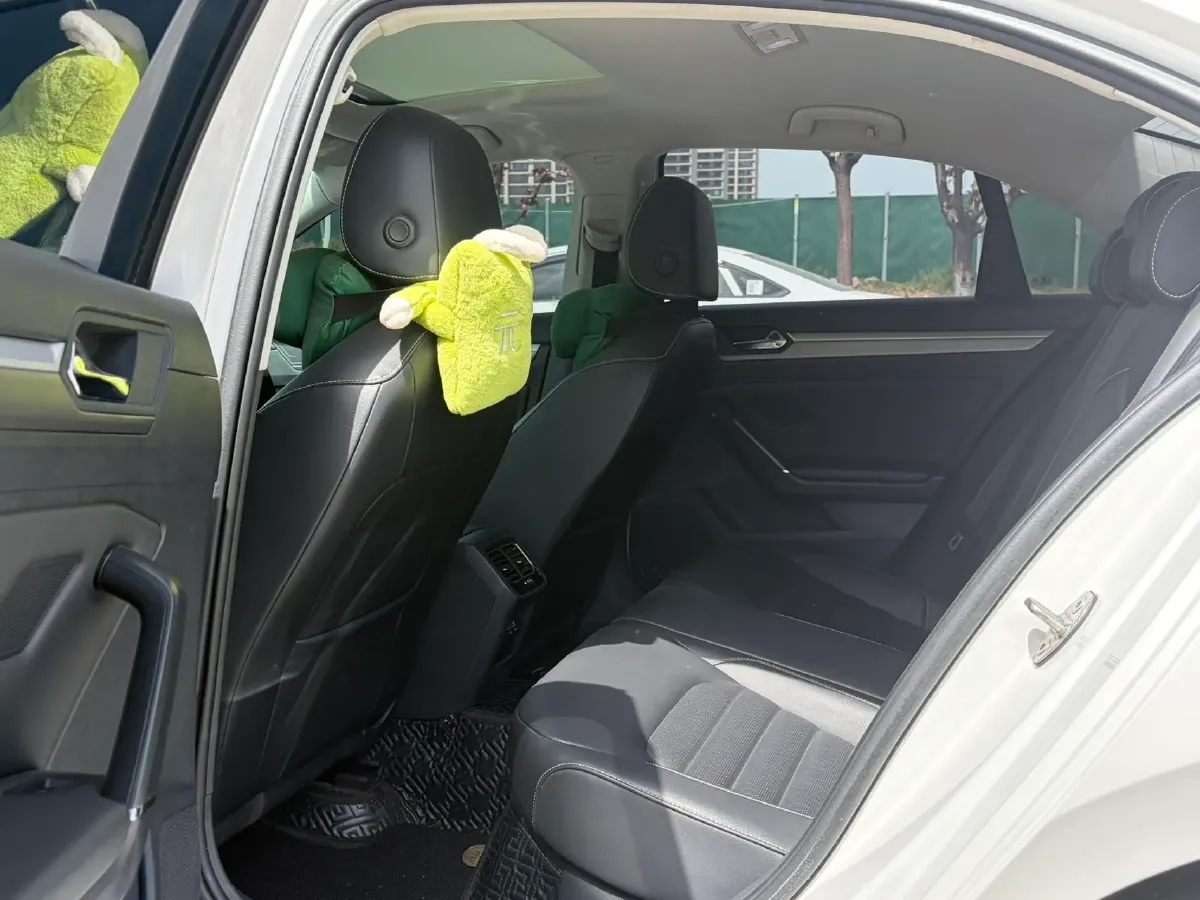 2019 Volkswagen Passat 1.4T 150HP L4 7DCT,autocango,china used car exporter,china ev exporter,chinese used car exporter,chinese used ev exporter