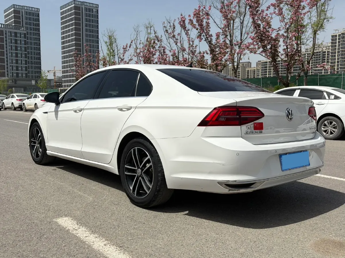 2019 Volkswagen Passat 1.4T 150HP L4 7DCT,autocango,china used car exporter,china ev exporter,chinese used car exporter,chinese used ev exporter