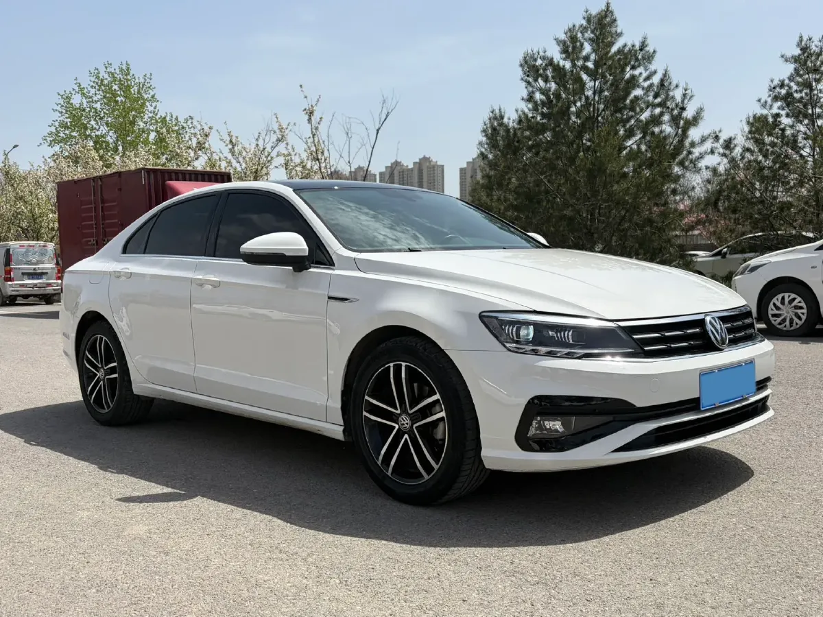 2019 Volkswagen Passat 1.4T 150HP L4 7DCT,autocango,china used car exporter,china ev exporter,chinese used car exporter,chinese used ev exporter