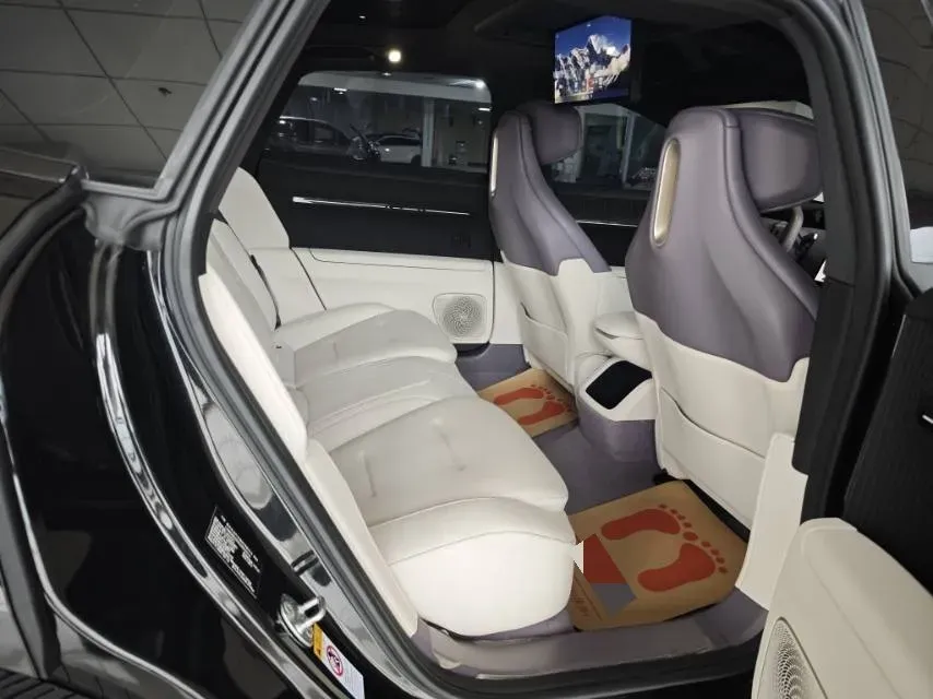 2025 Avatr 12 1.5T 156HP L4 REEV 39.05KWH,autocango,china used car exporter,china ev exporter,chinese used car exporter,chinese used ev exporter