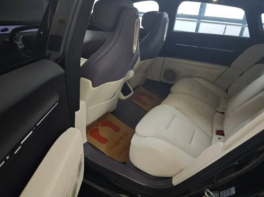 2025 Avatr 12 1.5T 156HP L4 REEV 39.05KWH,autocango,china used car exporter,china ev exporter,chinese used car exporter,chinese used ev exporter