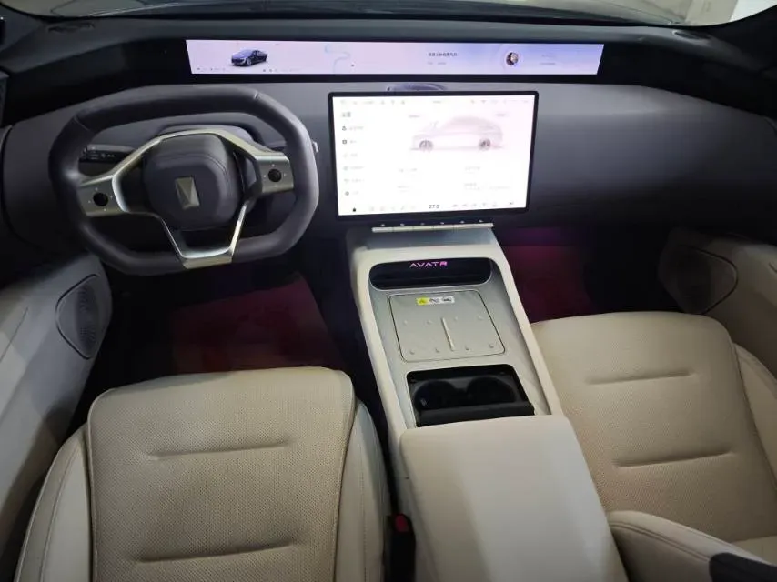 2025 Avatr 12 1.5T 156HP L4 REEV 39.05KWH,autocango,china used car exporter,china ev exporter,chinese used car exporter,chinese used ev exporter