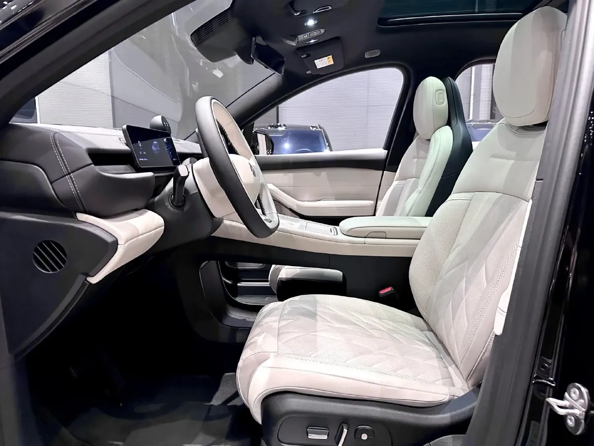 2025 NIO ES6 BEV,autocango,china used car exporter,china ev exporter,chinese used car exporter,chinese used ev exporter