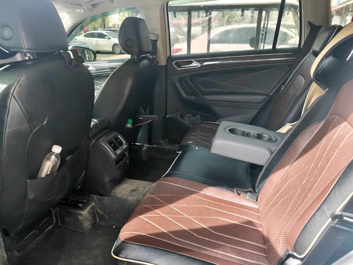 2023 Volkswagen Tiguan X 2.0T 186HP L4 7DCT,autocango,china used car exporter,china ev exporter,chinese used car exporter,chinese used ev exporter