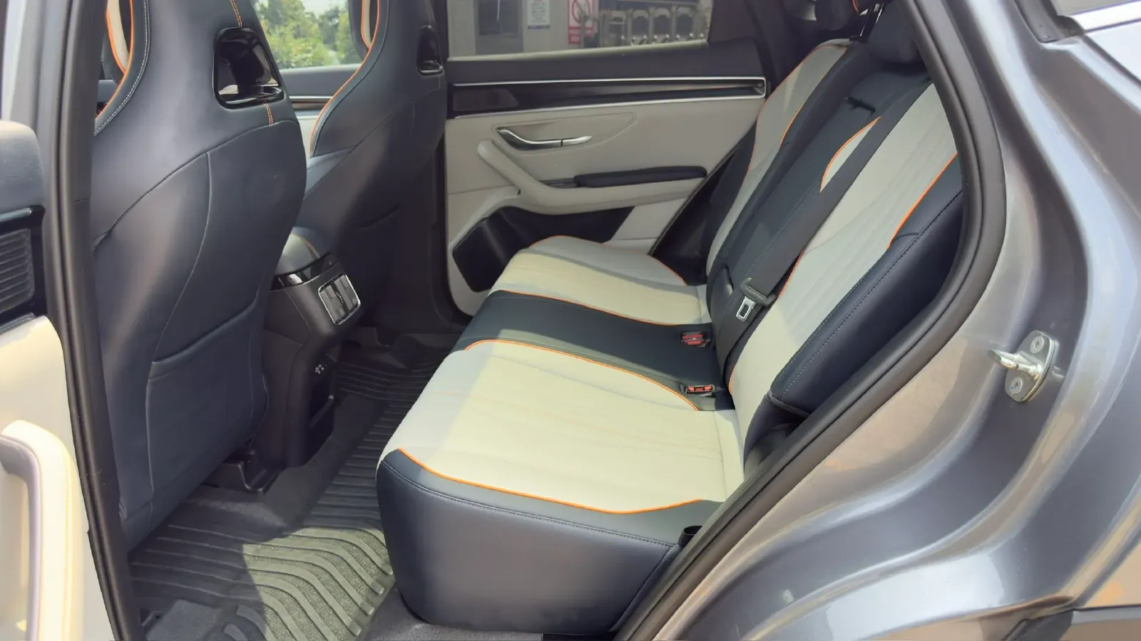 2024 BYD Song Plus 1.5L 110HP L4 E-CVT PHEV 18.3KWH,autocango,china used car exporter,china ev exporter,chinese used car exporter,chinese used ev exporter