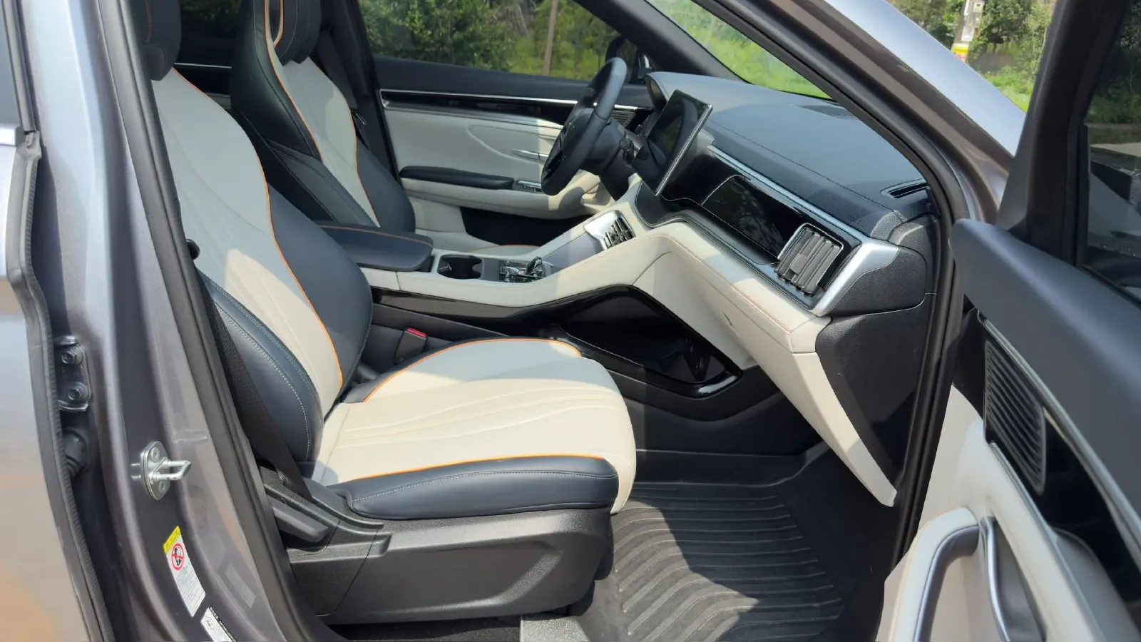 2024 BYD Song Plus 1.5L 110HP L4 E-CVT PHEV 18.3KWH,autocango,china used car exporter,china ev exporter,chinese used car exporter,chinese used ev exporter